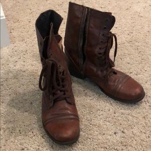 Steve Madden Brown combat boots